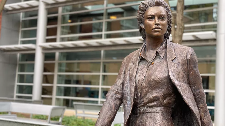 ‘The CEO’ statue by Glenna Goodacre outside of the Smeal College of Business